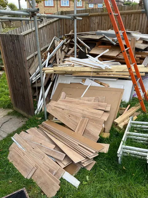 Builders’ waste clearance in Carshalton — before clearance